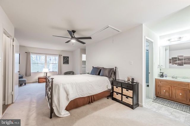 6245 SQUIRREL NEST LN, Warrenton, VA 20187