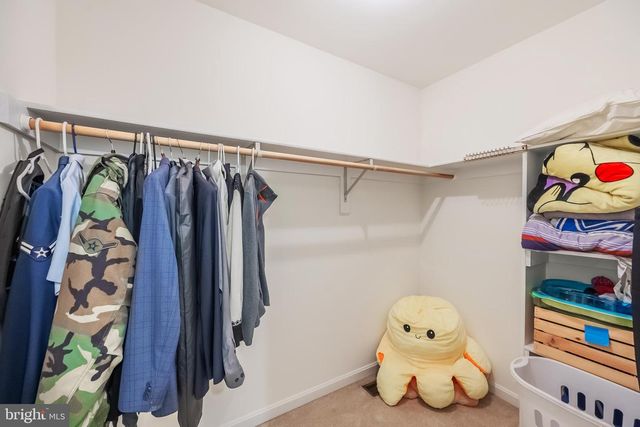 6245 SQUIRREL NEST LN, Warrenton, VA 20187