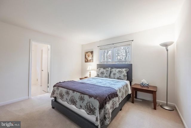 6245 SQUIRREL NEST LN, Warrenton, VA 20187