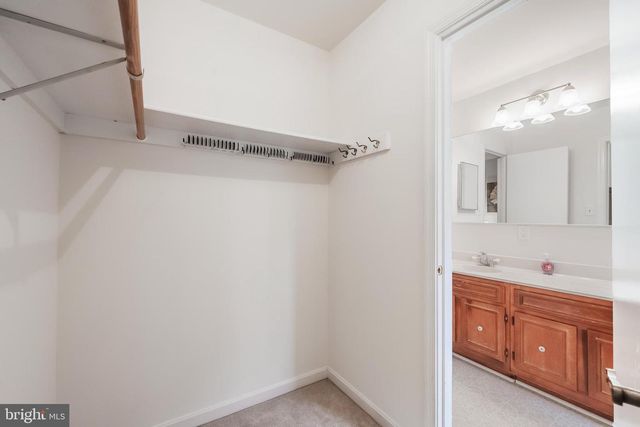 6245 SQUIRREL NEST LN, Warrenton, VA 20187