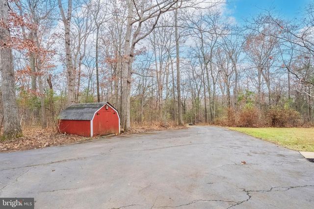 6245 SQUIRREL NEST LN, Warrenton, VA 20187