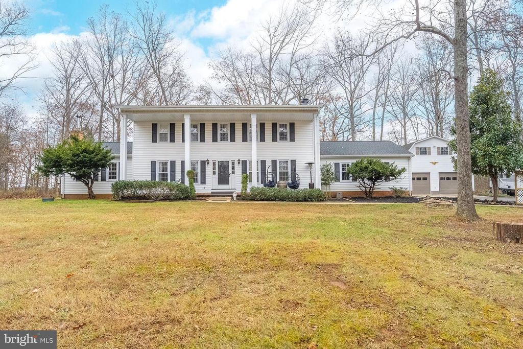 6245 SQUIRREL NEST LN, Warrenton, VA 20187