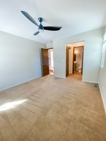 643 Wilbur Court, Gurnee, IL 60031