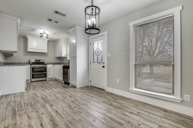 1326 Johns Avenue, Lancaster, TX 75134