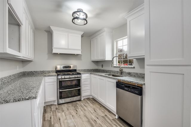 1326 Johns Avenue, Lancaster, TX 75134