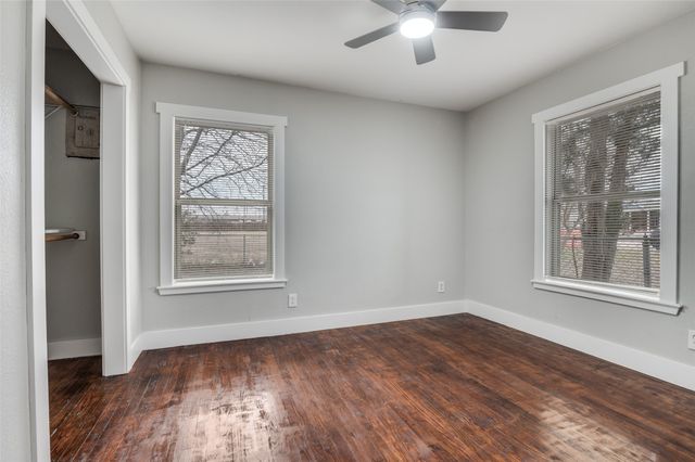 1326 Johns Avenue, Lancaster, TX 75134