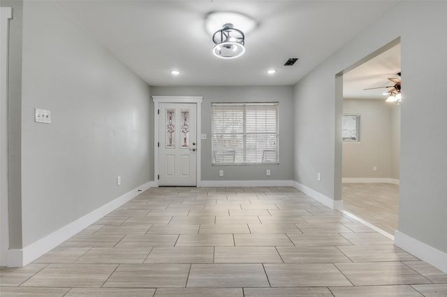 1326 Johns Avenue, Lancaster, TX 75134