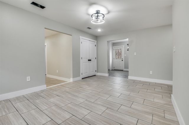 1326 Johns Avenue, Lancaster, TX 75134