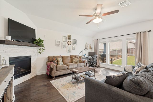 206 Highedge Drive, Fate, TX 75087