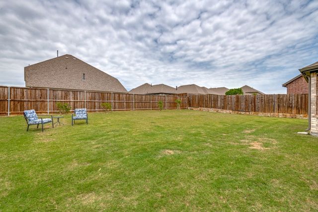 206 Highedge Drive, Fate, TX 75087