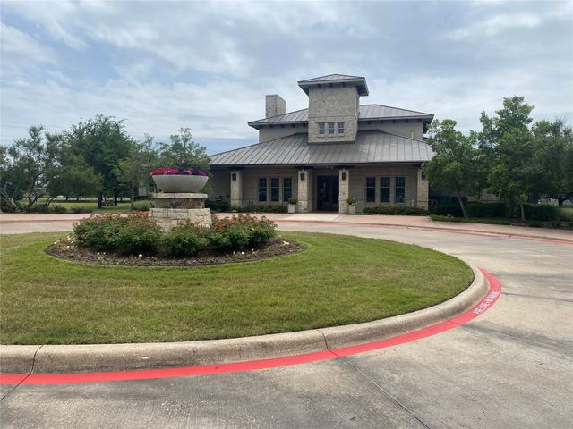 206 Highedge Drive, Fate, TX 75087