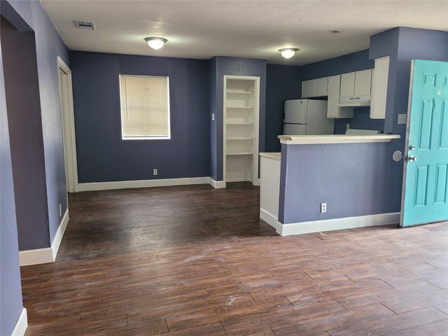 2301 Cedrick CV B, Austin, TX 78748