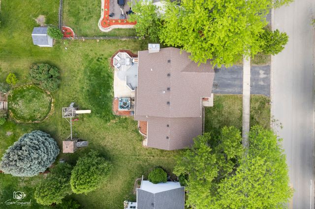 337 Aristocrat Drive, Bolingbrook, IL 60490
