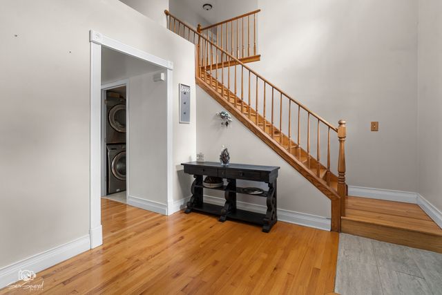 337 Aristocrat Drive, Bolingbrook, IL 60490