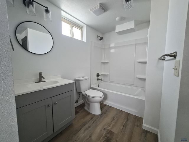 1066 E OHIO, Rapid City, SD 57701