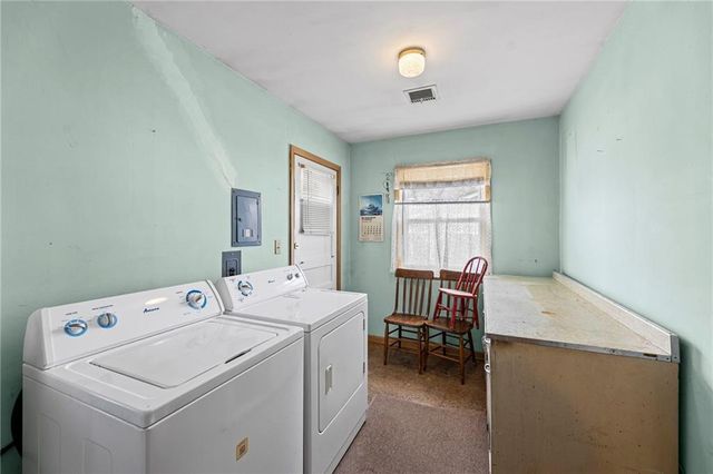 1018 N Sycamore Street, Ottawa, KS 66067