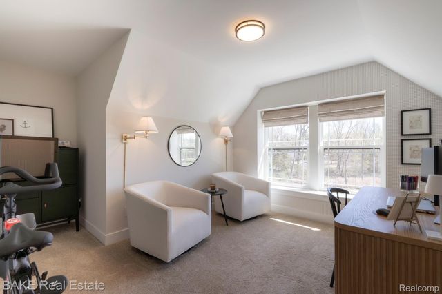 205 Mountain View Lane, Milford Village, MI 48381