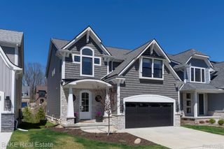 205 Mountain View Lane, Milford Village, MI 48381