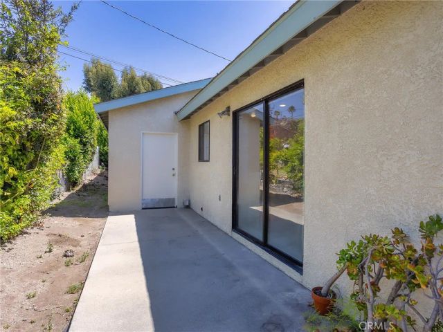 921 E Elmwood Avenue, Burbank, CA 91501