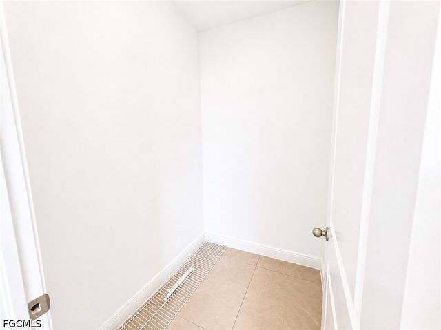 8753 Buckingham RD, Fort Myers, FL 33905