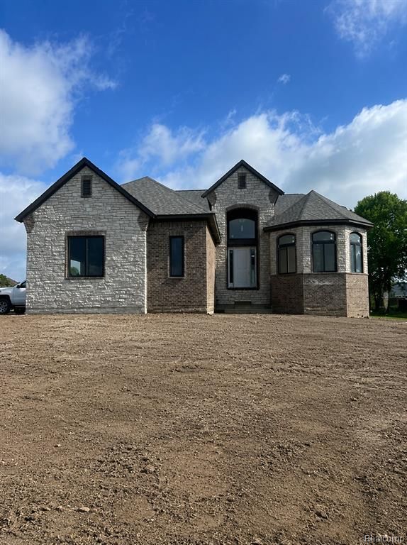 6831 John R Road, Troy, MI 48085