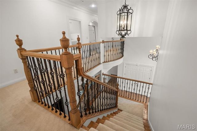 511 S Warson Road, Ladue, MO 63124