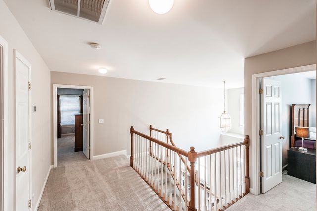 102 Fairlake Ct, Hendersonville, TN 37075