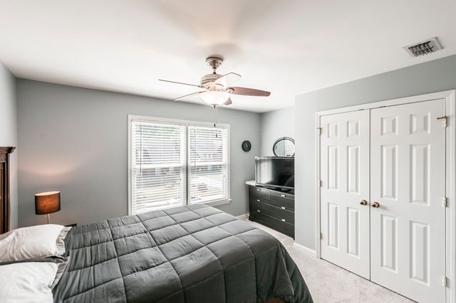 102 Fairlake Ct, Hendersonville, TN 37075