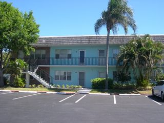 1200 Colonnades Drive 201, Fort Pierce, FL 34949