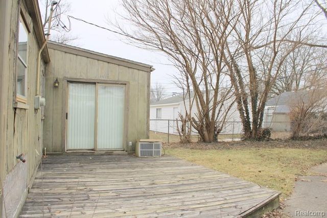 12532 Pearl Street, Southgate, MI 48195