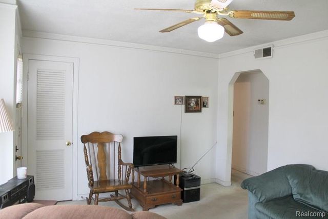 12532 Pearl Street, Southgate, MI 48195