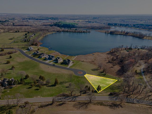 45 Coronado Drive, Jackson, MI 49201