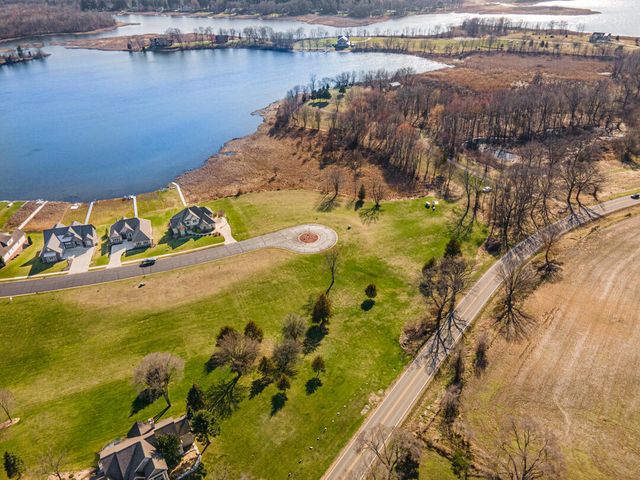 45 Coronado Drive, Jackson, MI 49201