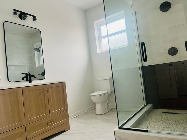 956 N Saint Louis Avenue, Chicago, IL 60651
