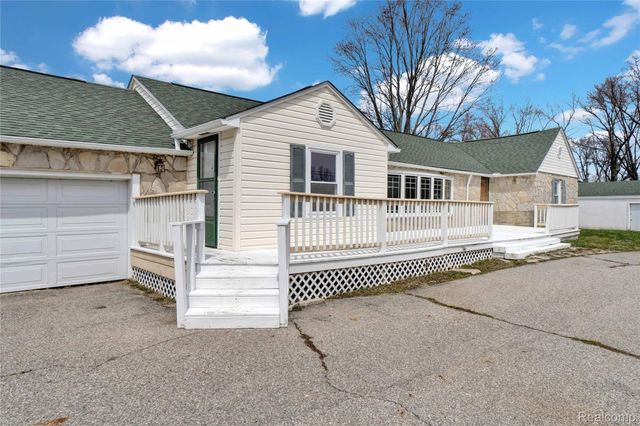 5428 Gratiot Avenue, St. Clair Township, MI 48079