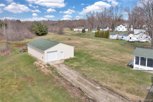 5428 Gratiot Avenue, St. Clair Township, MI 48079