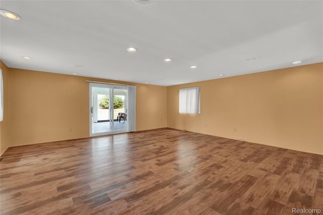 5428 Gratiot Avenue, St. Clair Township, MI 48079