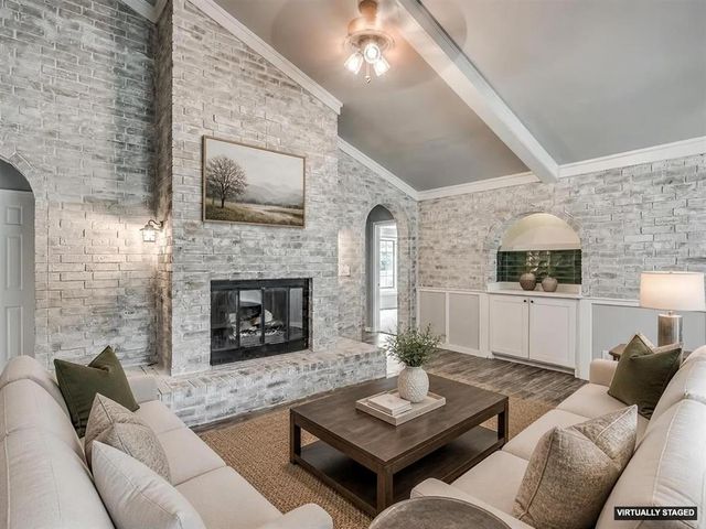 1406 E Bradley Street, Shawnee, OK 74804