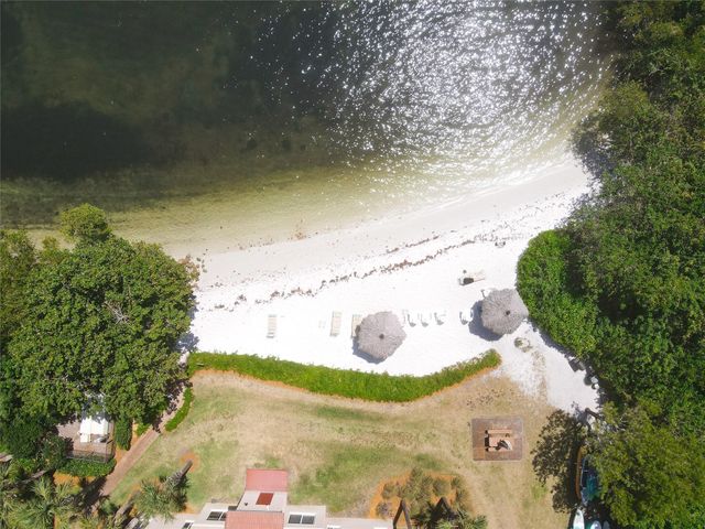 300 Scotia Drive 102, Hypoluxo, FL 33462