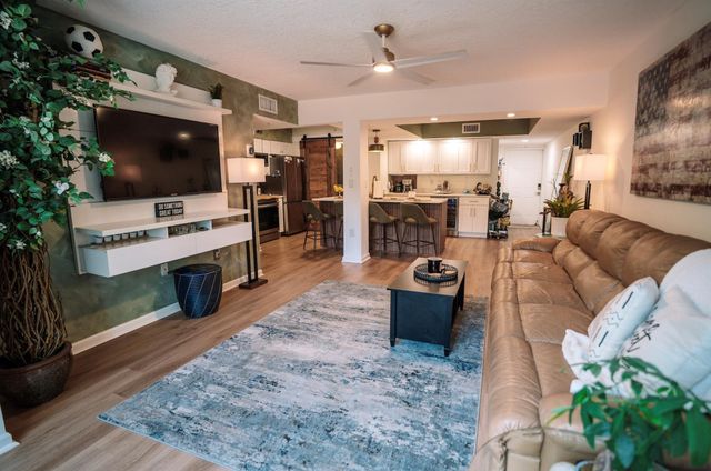300 Scotia Drive 102, Hypoluxo, FL 33462