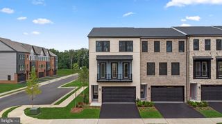 2 PICASSO SQUARE #TYCE 24-F2, Ashburn, VA 20148