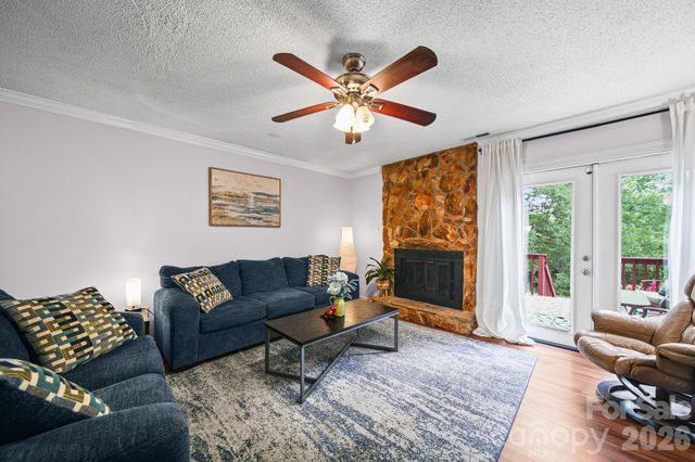 1519 South Point Road, Belmont, NC 28012