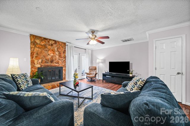 1519 South Point Road, Belmont, NC 28012
