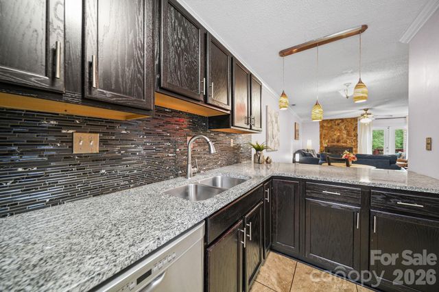 1519 South Point Road, Belmont, NC 28012