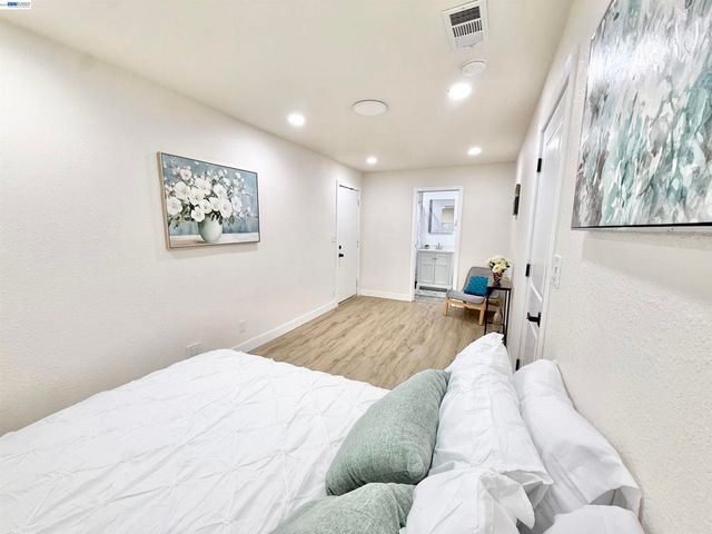 3879 James Ave, Fremont, CA 94538