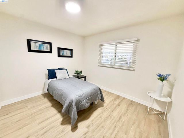 3879 James Ave, Fremont, CA 94538