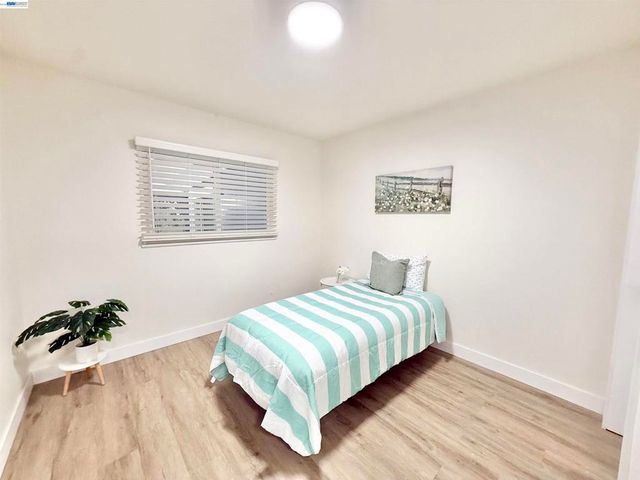3879 James Ave, Fremont, CA 94538