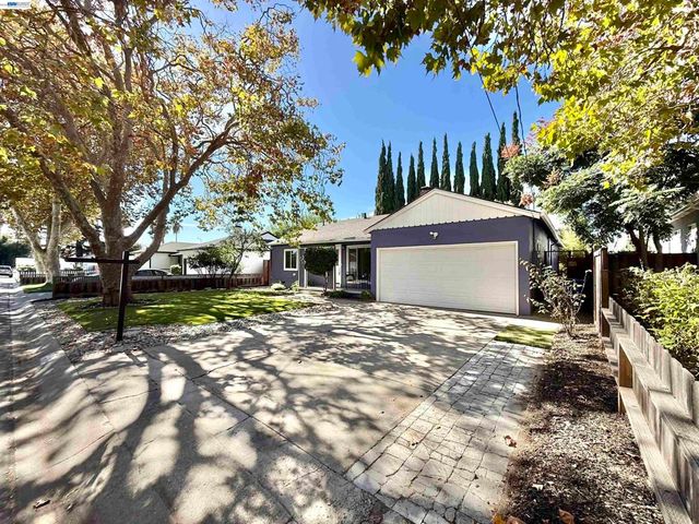 3879 James Ave, Fremont, CA 94538