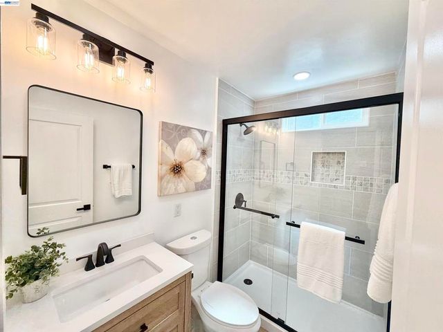 3879 James Ave, Fremont, CA 94538