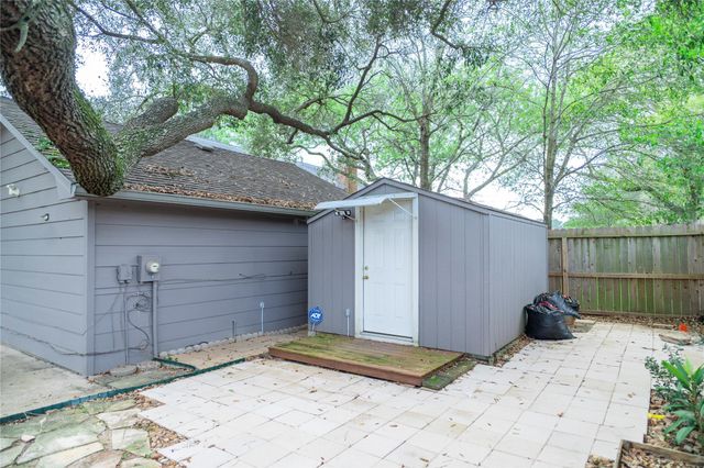 18310 Spellbrook Drive, Houston, TX 77084